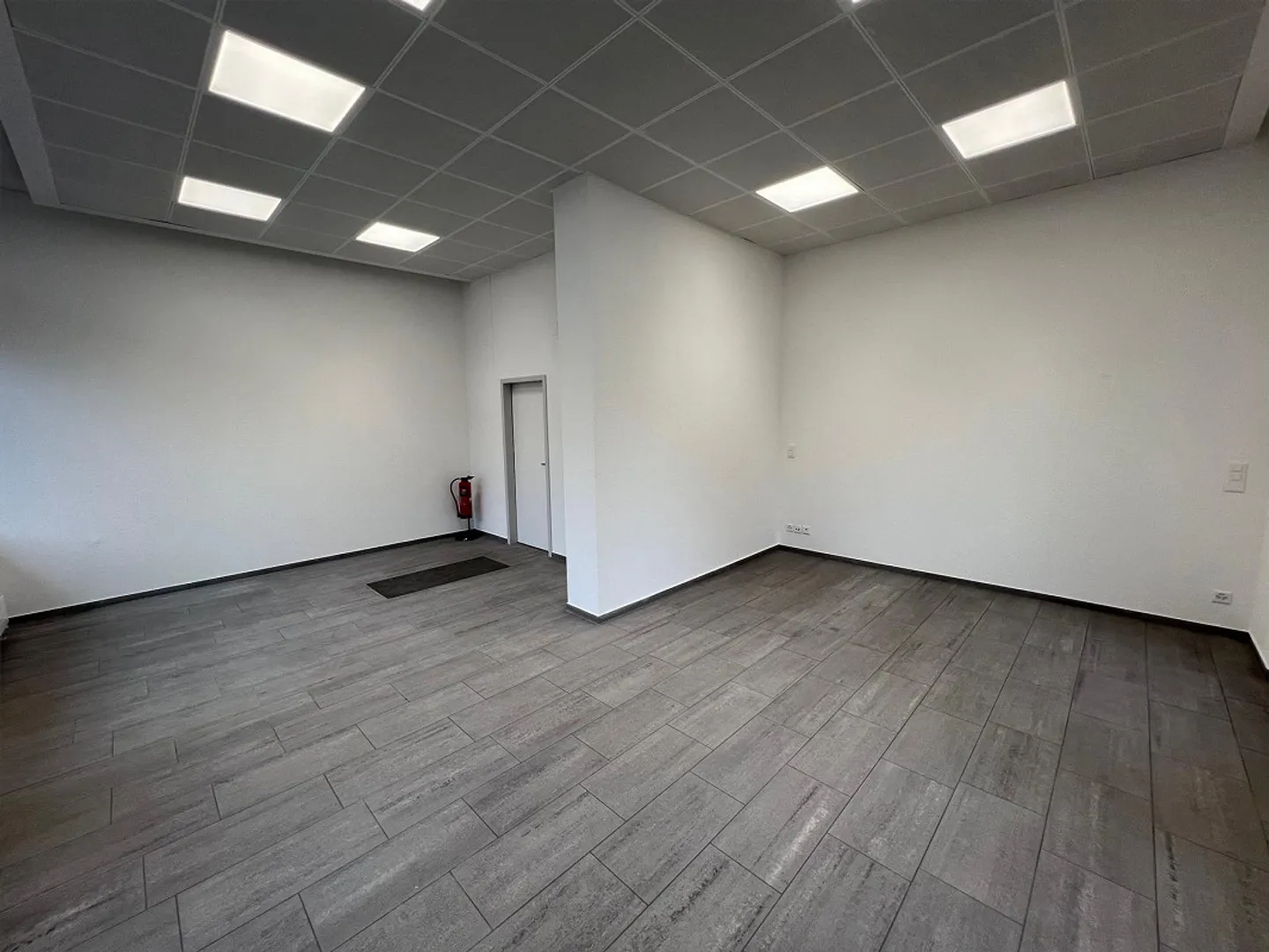 Spazio Commerciale nel Centro di Rorschach - Foto 5 di 8