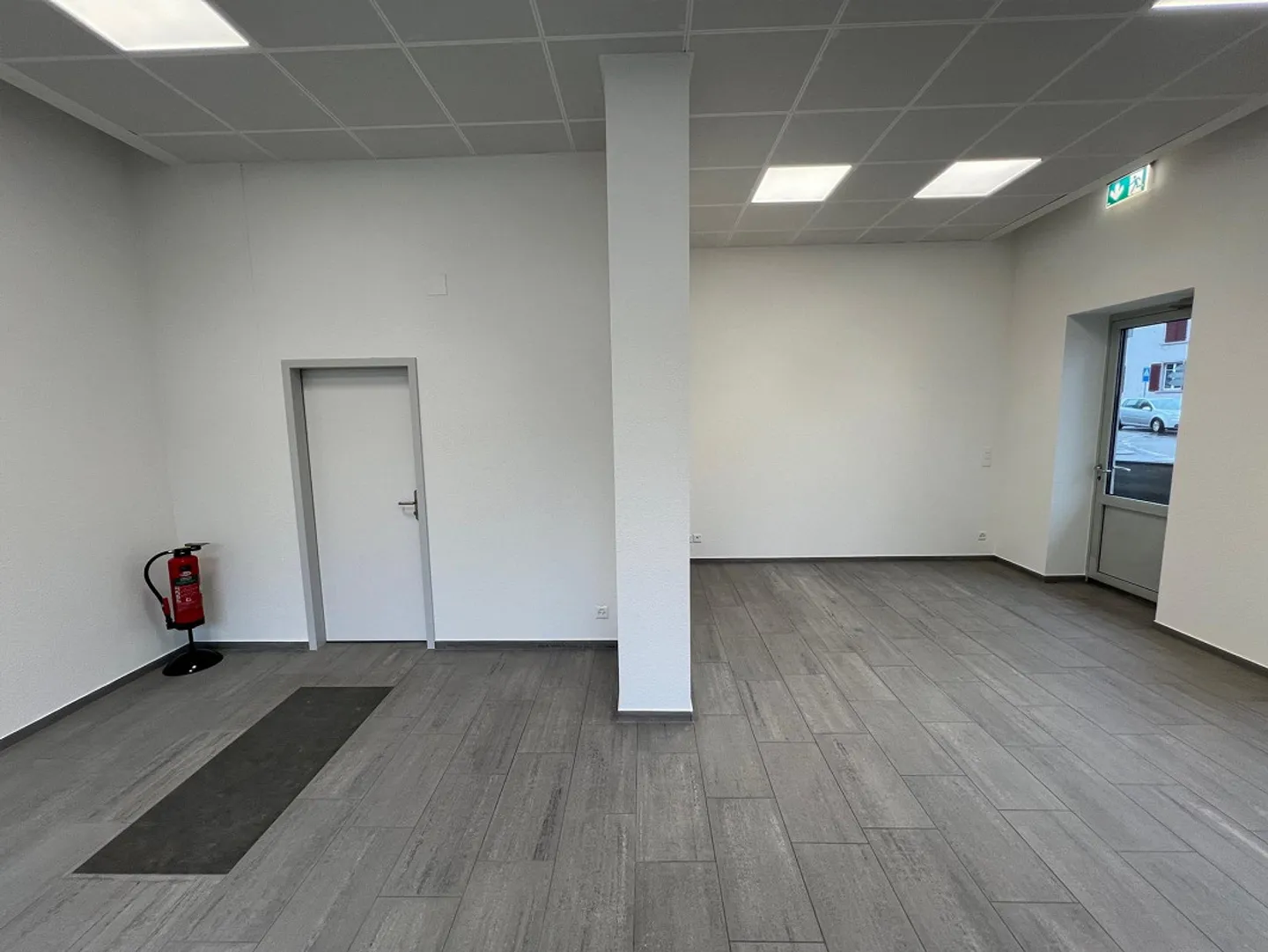 Spazio Commerciale nel Centro di Rorschach - Foto 4 di 8