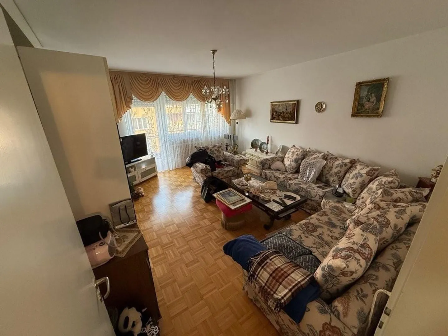 Near Enge Station, just a few steps to the lake - Photo 6 of 8