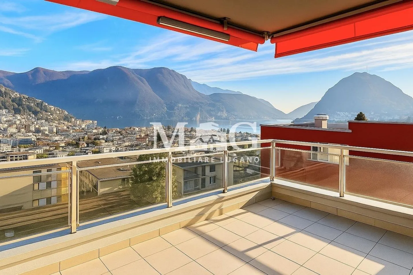 Penthouse a Lugano con vista lago - Foto 3 di 7