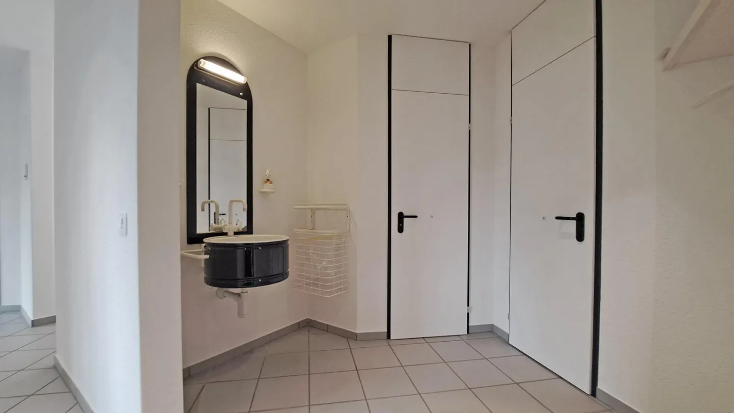 Ufficio/Spazio commerciale - Perfetto per start-up o piccole imprese - Foto 7 di 8