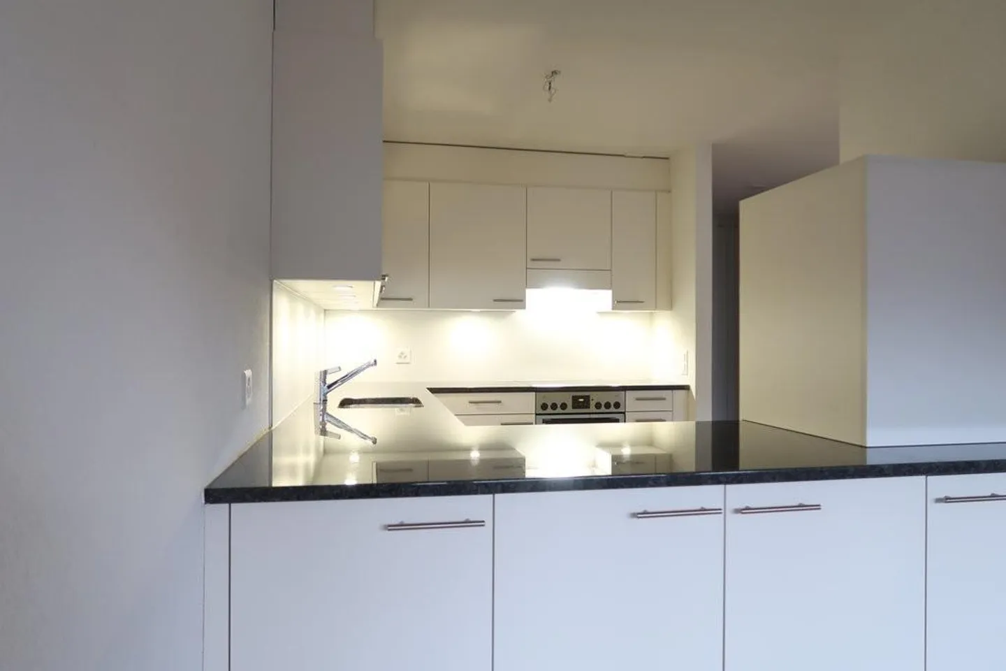 Appartement avec une vue fabuleuse sur la montagne locale bernoise - Photo 3 sur 7