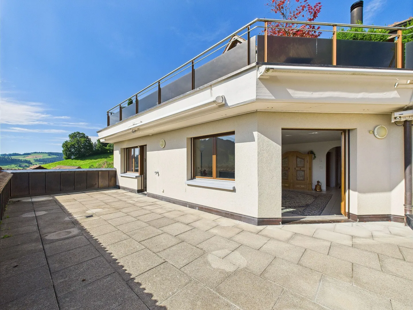 Terrace apartment with 180° mountain cinema, two bathrooms and elevator - Photo 1 of 21