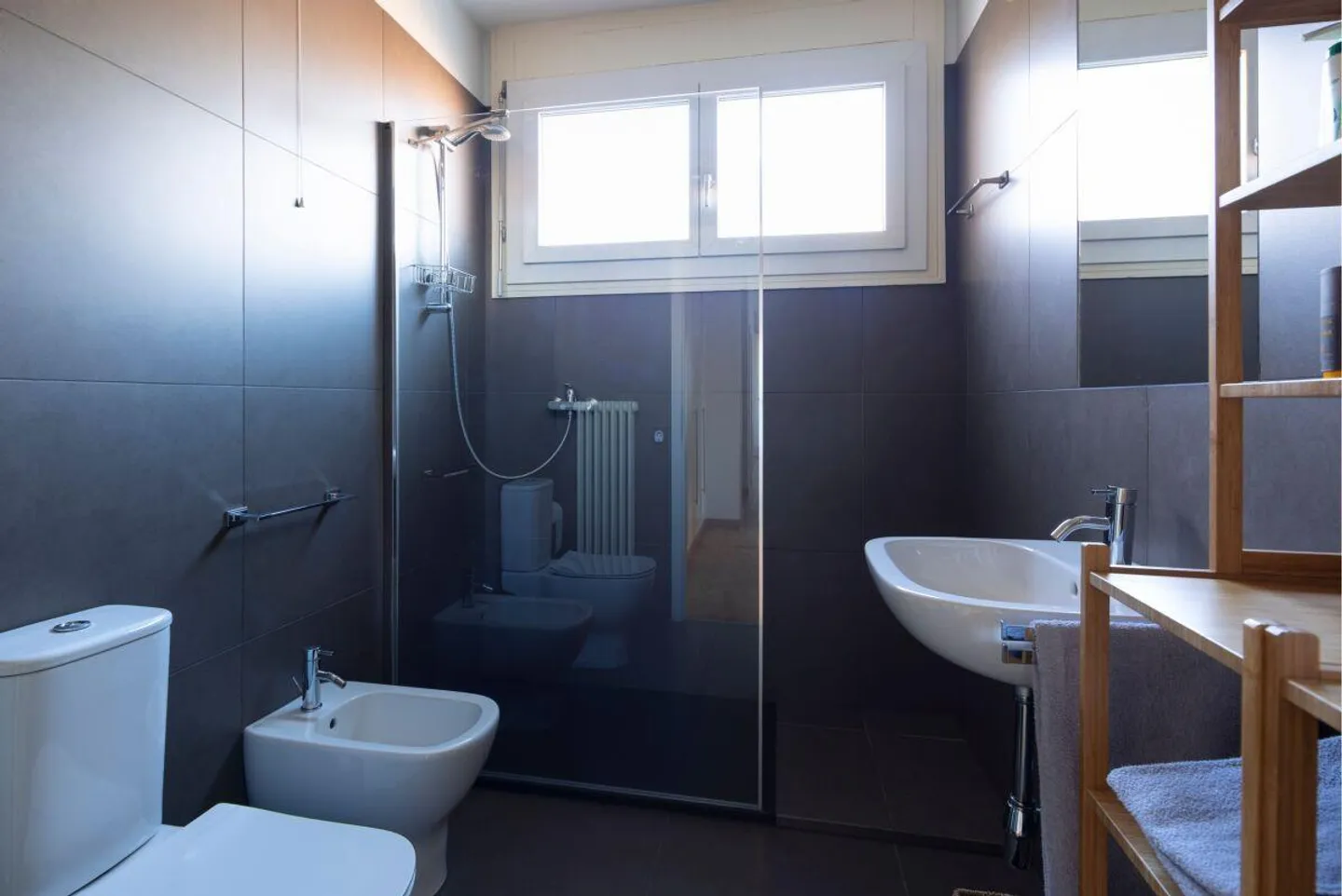 Portefeuille de 4 appartements entièrement loués avec 4 garages générateurs de revenus - Photo 7 sur 9