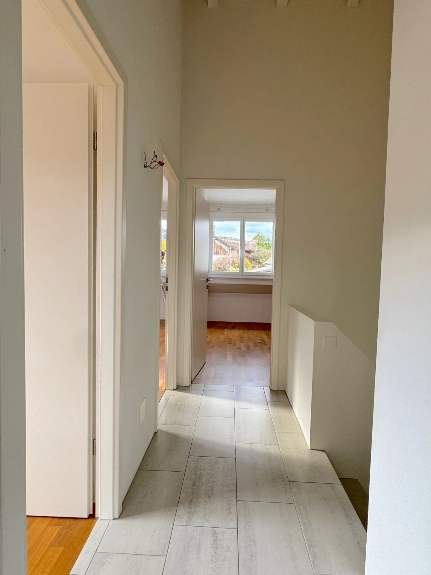 Modernes Einfamilienhaus an sonniger Lage - Foto 7 von 14