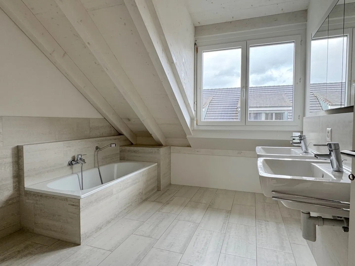 Modernes Einfamilienhaus an sonniger Lage - Foto 11 von 14