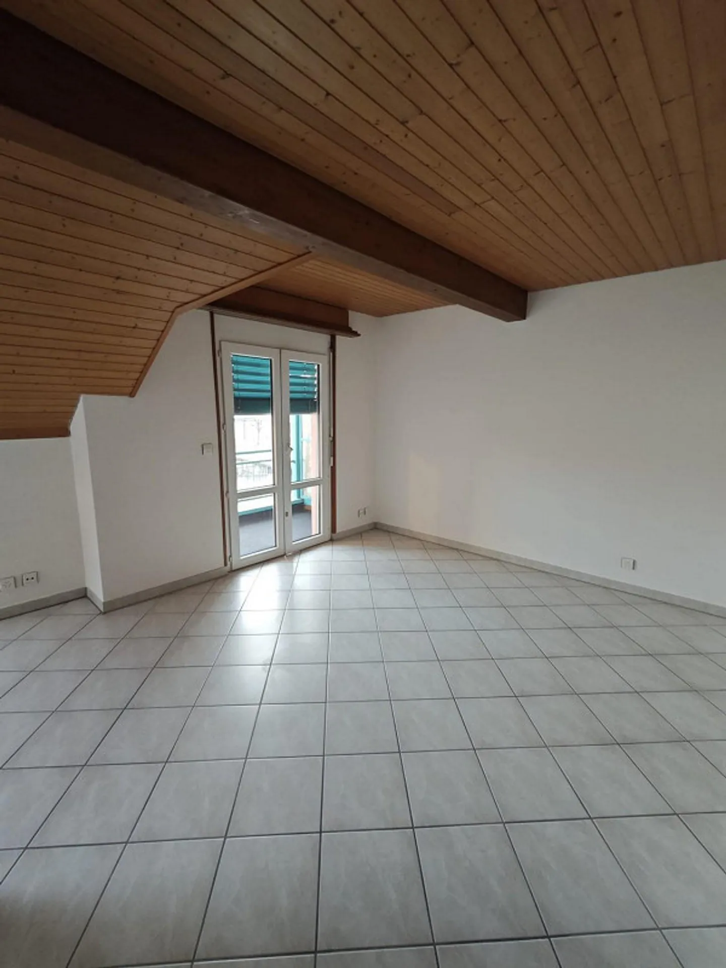 Appartamento in affitto - Foto 3 di 7