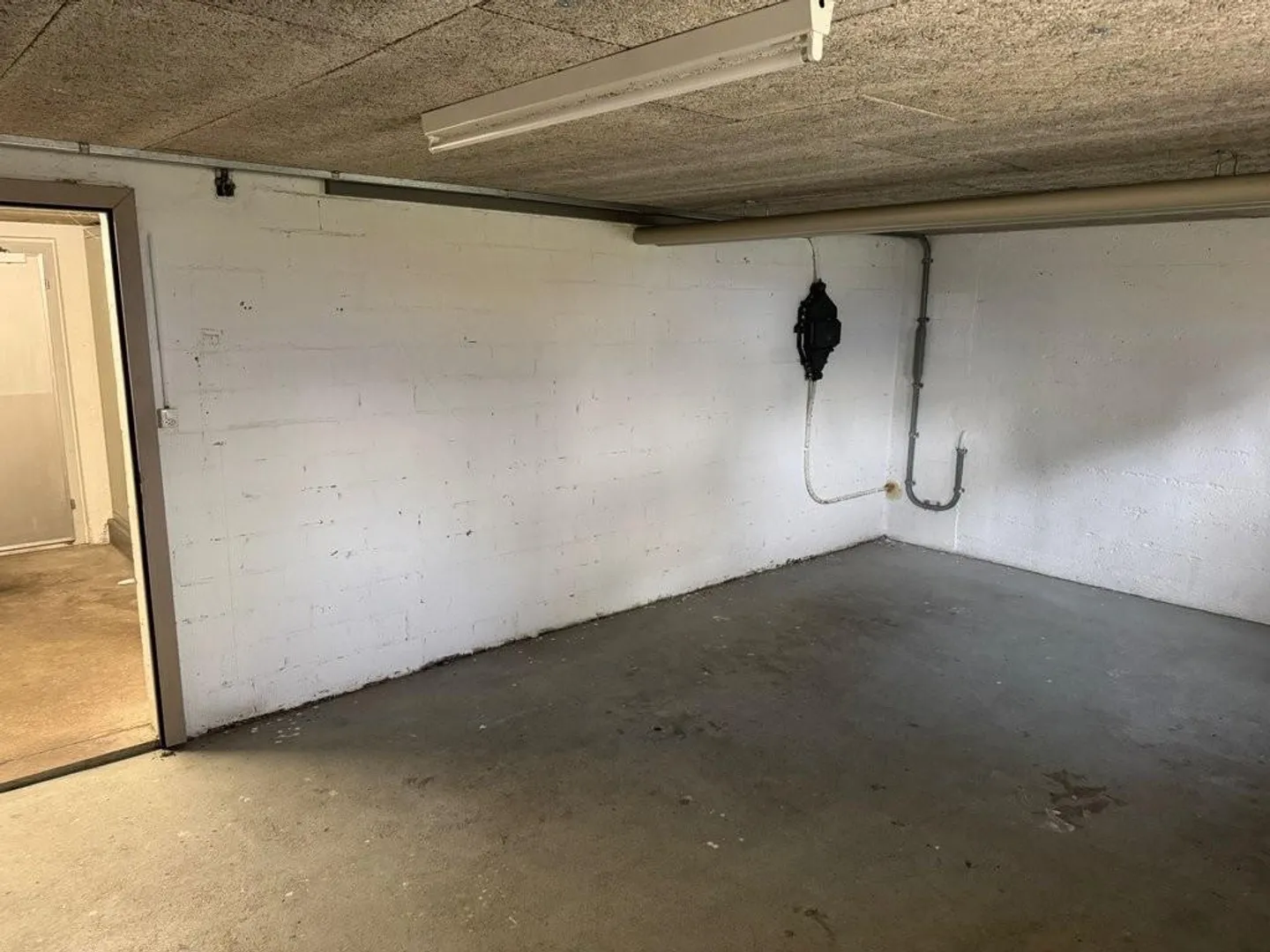 Creative Craft Room for Rent, Space for Your Ideas! - Photo 3 of 5