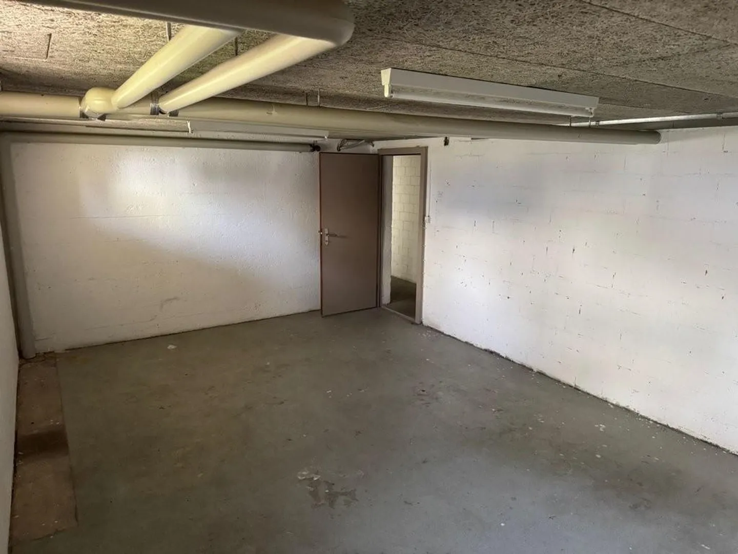 Creative Craft Room for Rent, Space for Your Ideas! - Photo 4 of 5