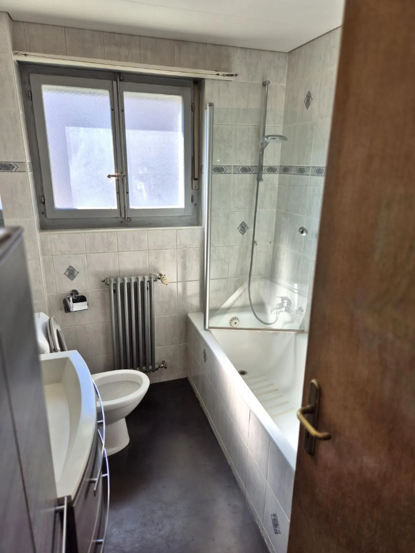 Charmante 4.5 Zimmer Wohnung - Foto 9 von 12