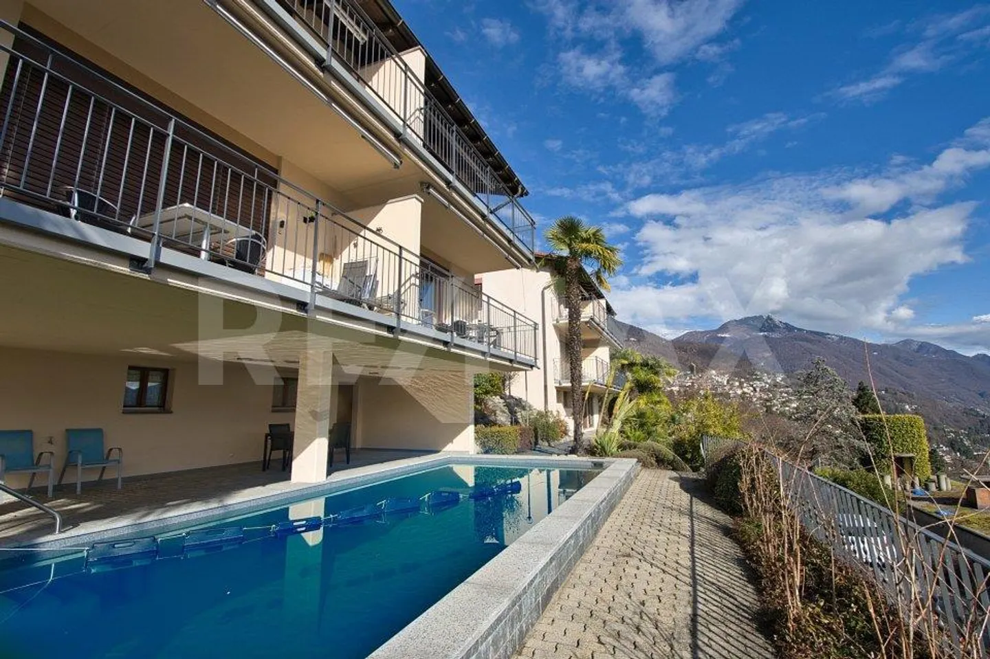 Holiday apartment with breathtaking views of Lake Maggiore - Photo 9 of 13