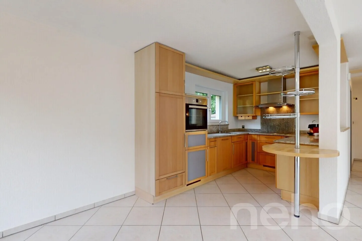 Prächtiges Familienhaus mit 6.5 Zimmern, renoviert und mit großem Garten! - Foto 7 von 12