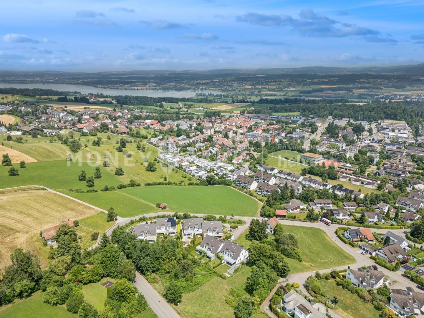 Vivere con vista - Casa di 5,5 stanze ben curata al Pfannenstiel - Foto 3 di 10