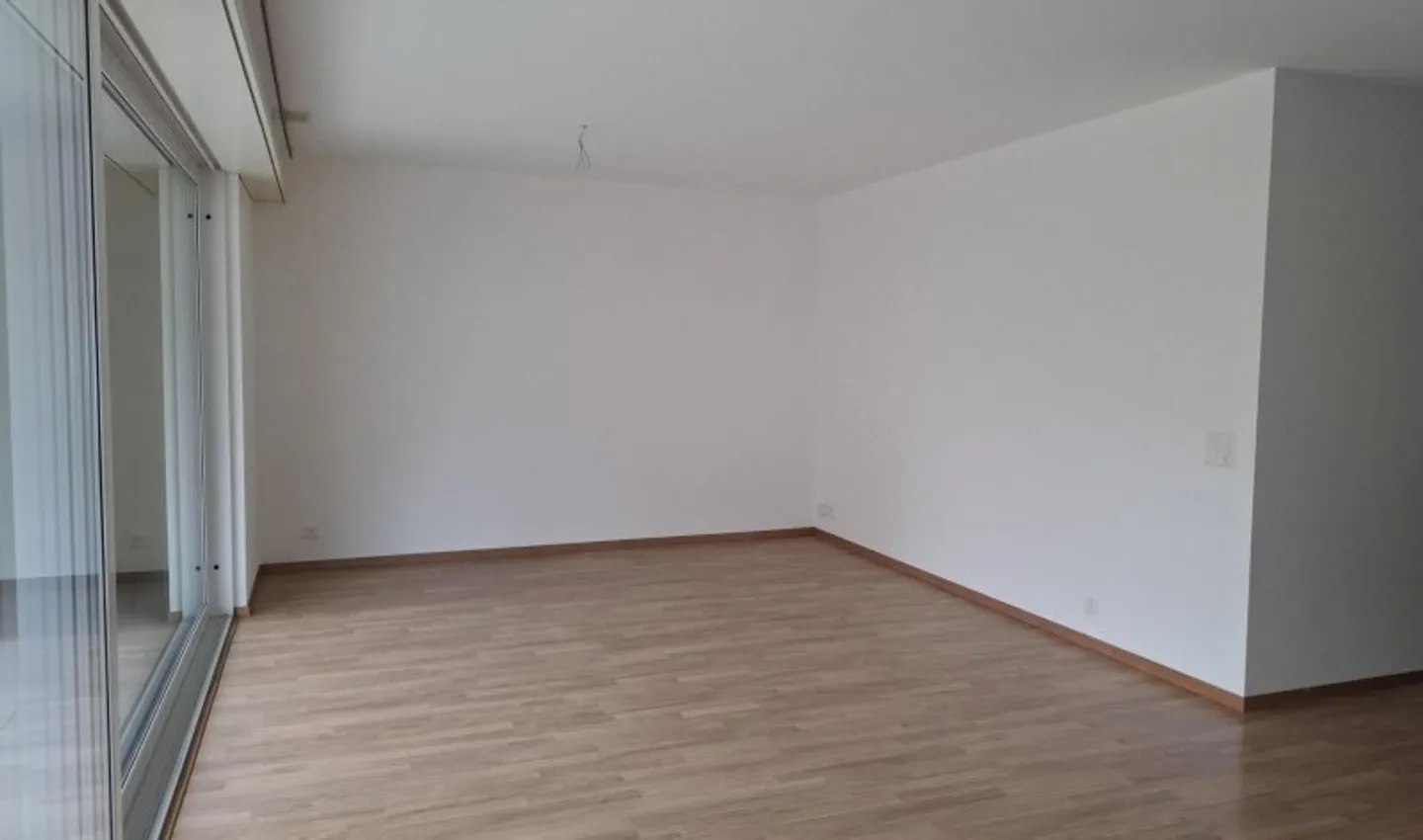 Appartement Charmant avec Bureau - Photo 3 sur 7