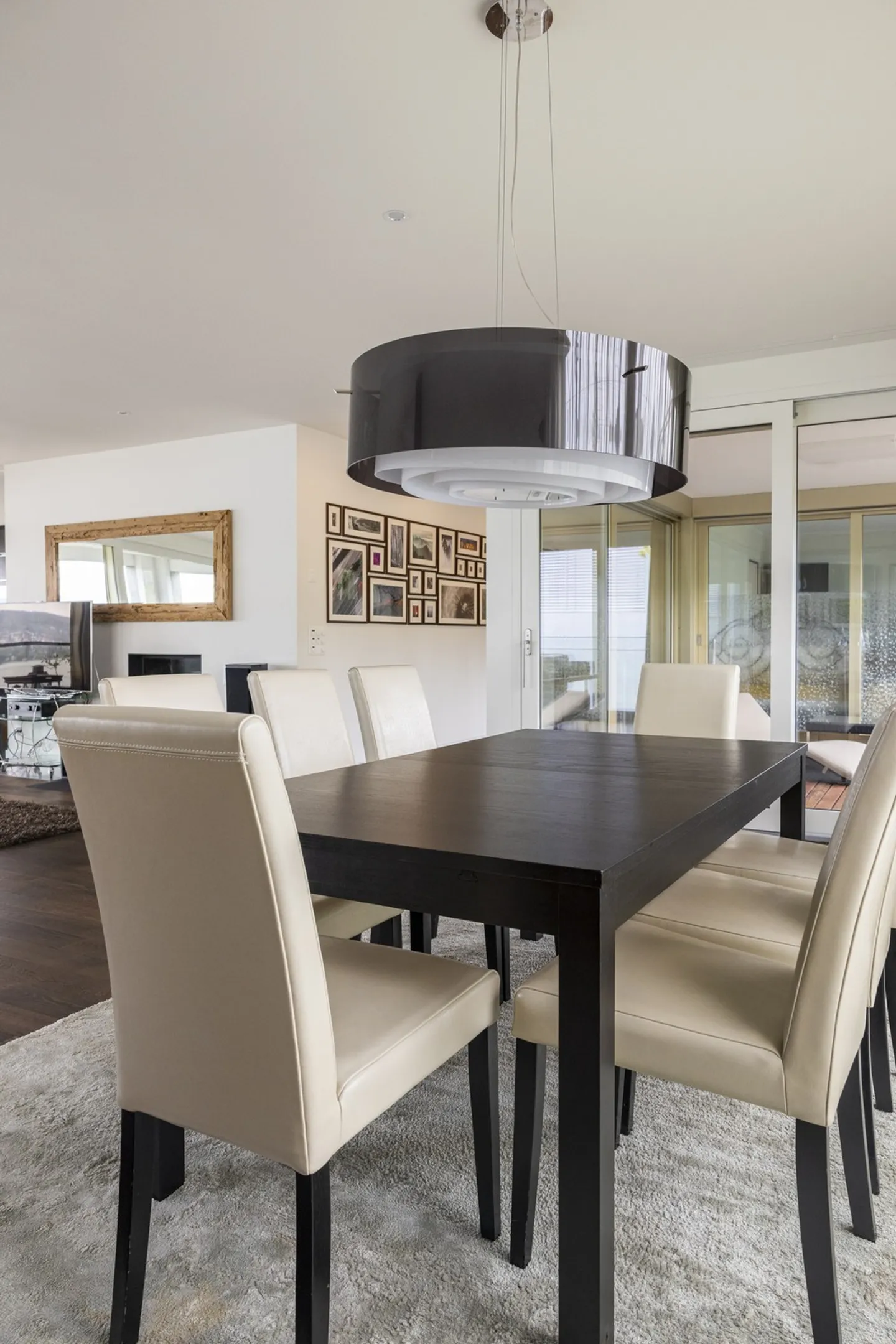 Elegante appartamento executive di 150 m2 con vista sulle Alpi e sul lago di Zurigo - Foto 5 di 45