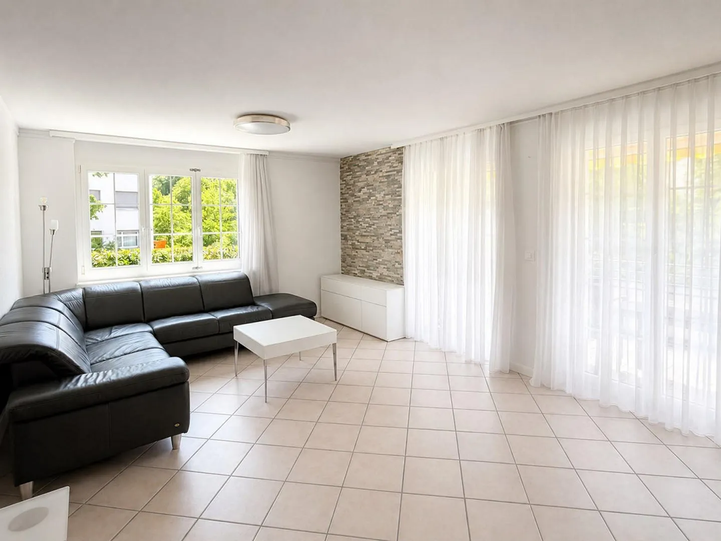 Bright 4.5-room apartment with high-quality living comfort - Photo 8 of 11