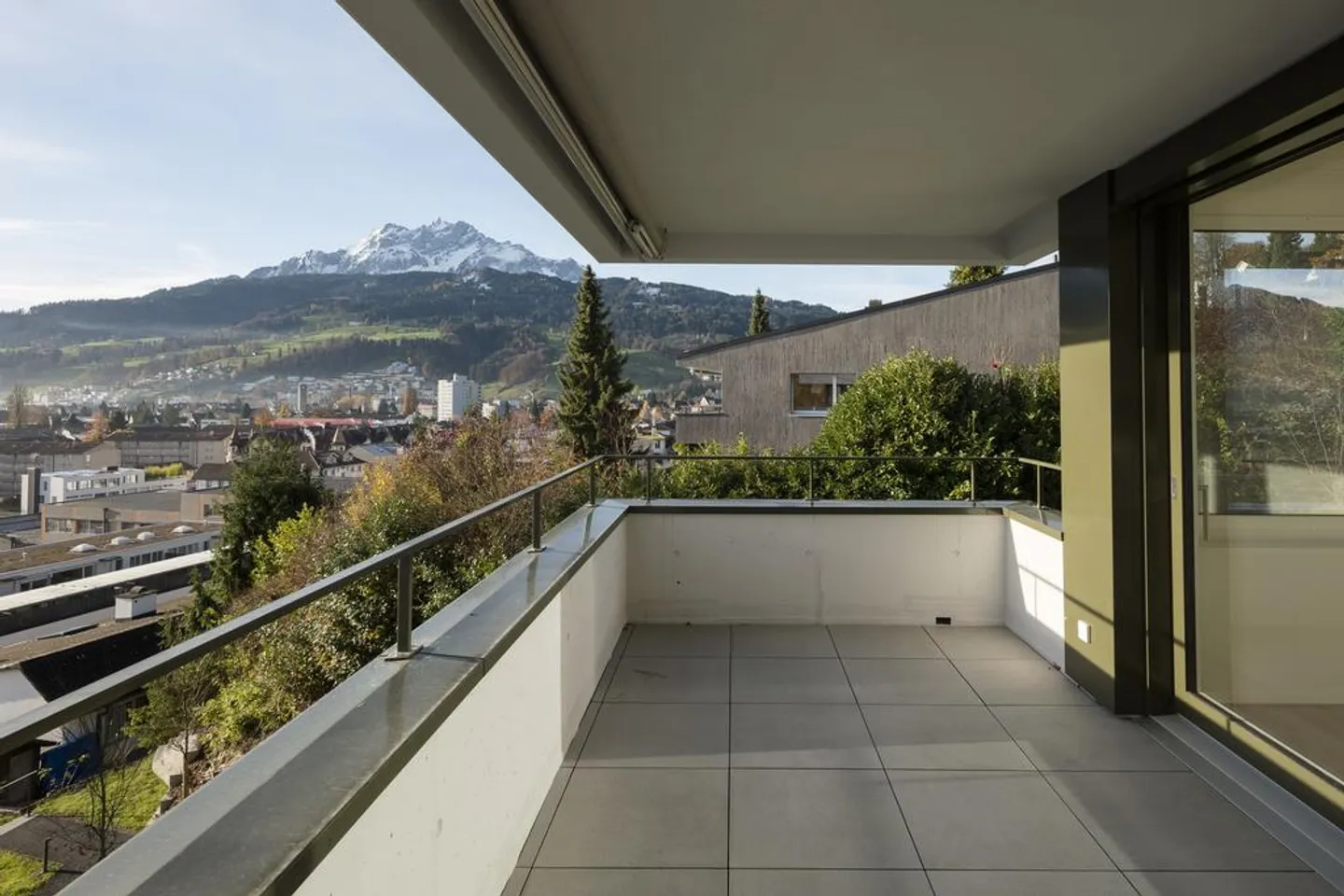 Appartement avec vue imprenable sur le Pilatus à Kriens – Recherche d'un nouveau locataire - Photo 1 sur 7