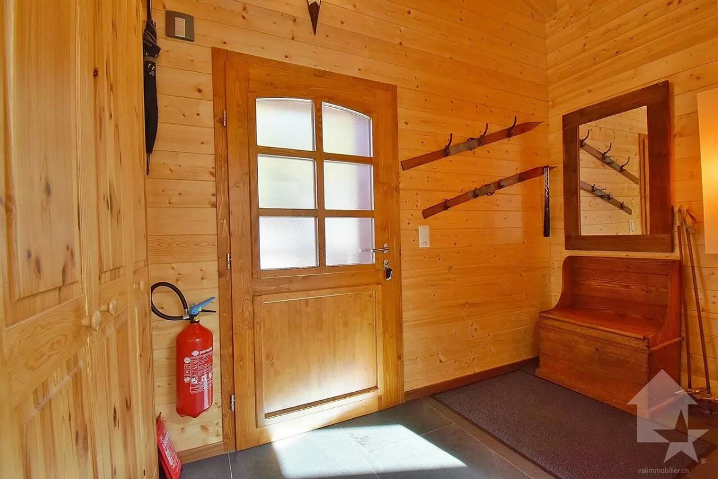 Propriété magnifique avec 3 appartements entièrement rénovés - Photo 18 sur 21