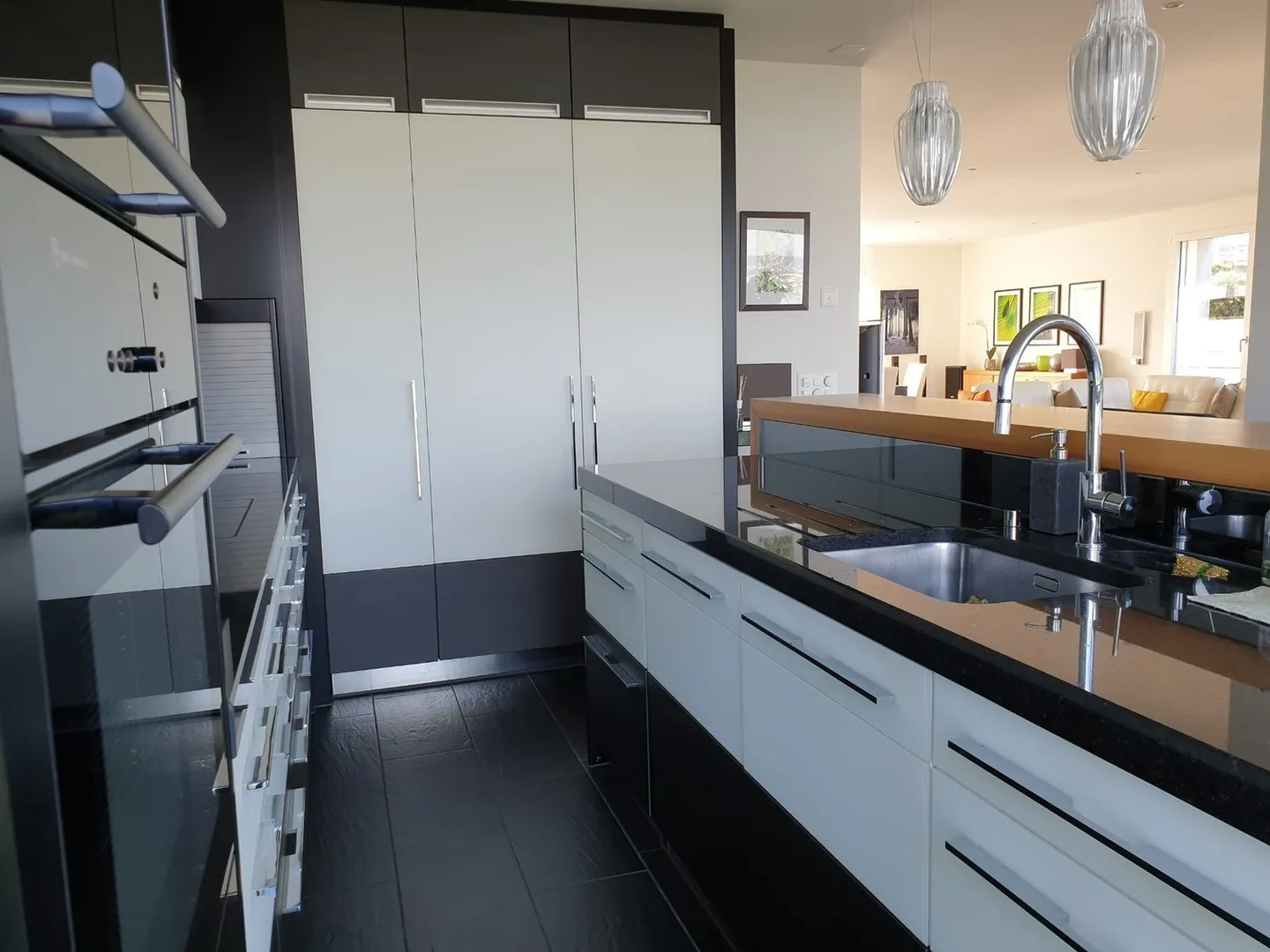 Elegante appartamento executive di 150 m2 con vista sulle Alpi e sul lago di Zurigo - Foto 18 di 45