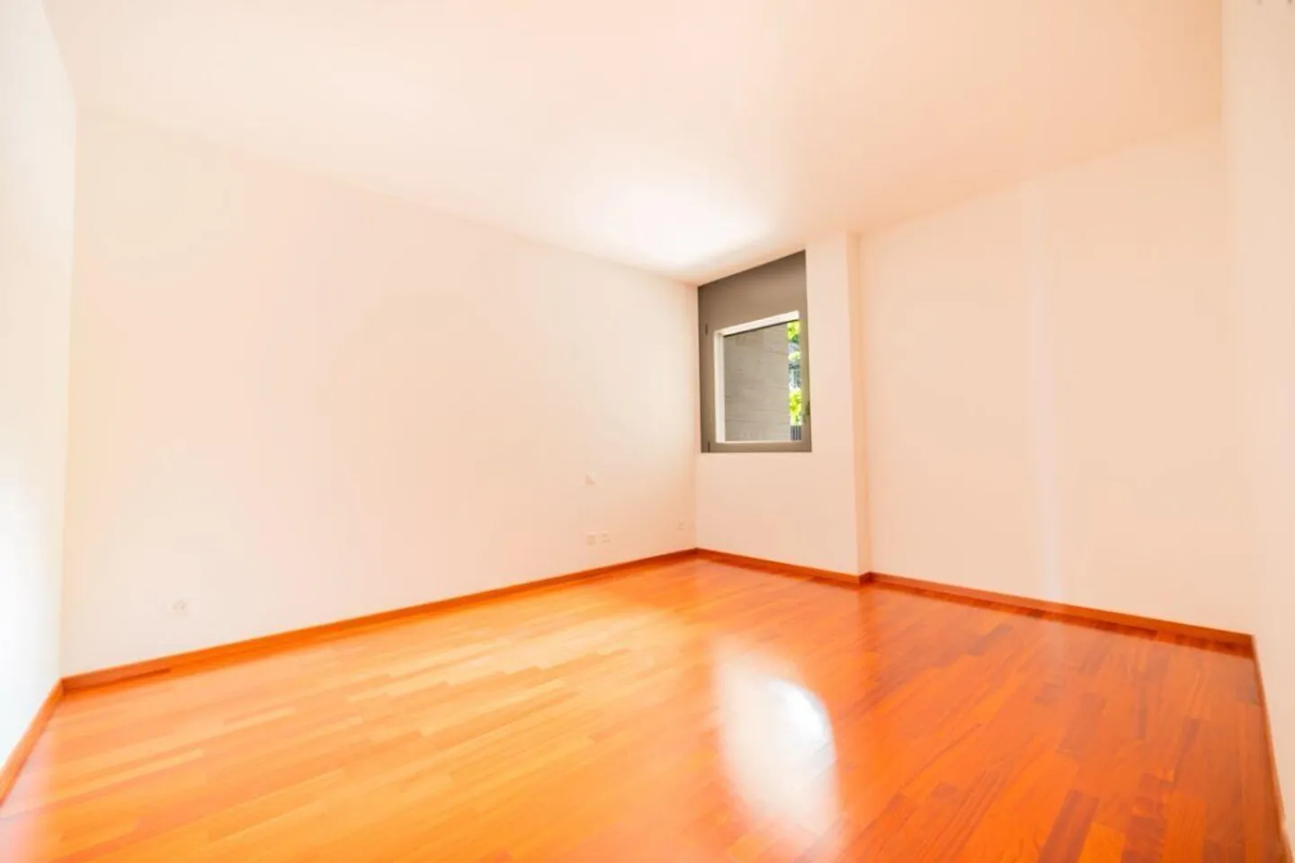 Prestigewohnung mit Seeblick nur wenige Schritte vom Zentrum entfernt - Foto 4 von 9