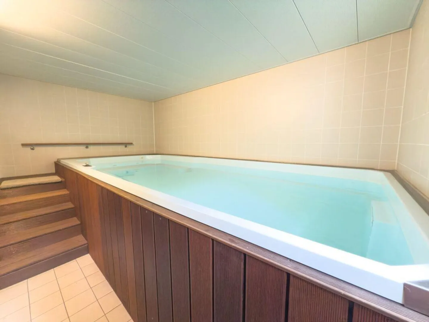 Prestigewohnung mit Seeblick nur wenige Schritte vom Zentrum entfernt - Foto 9 von 9