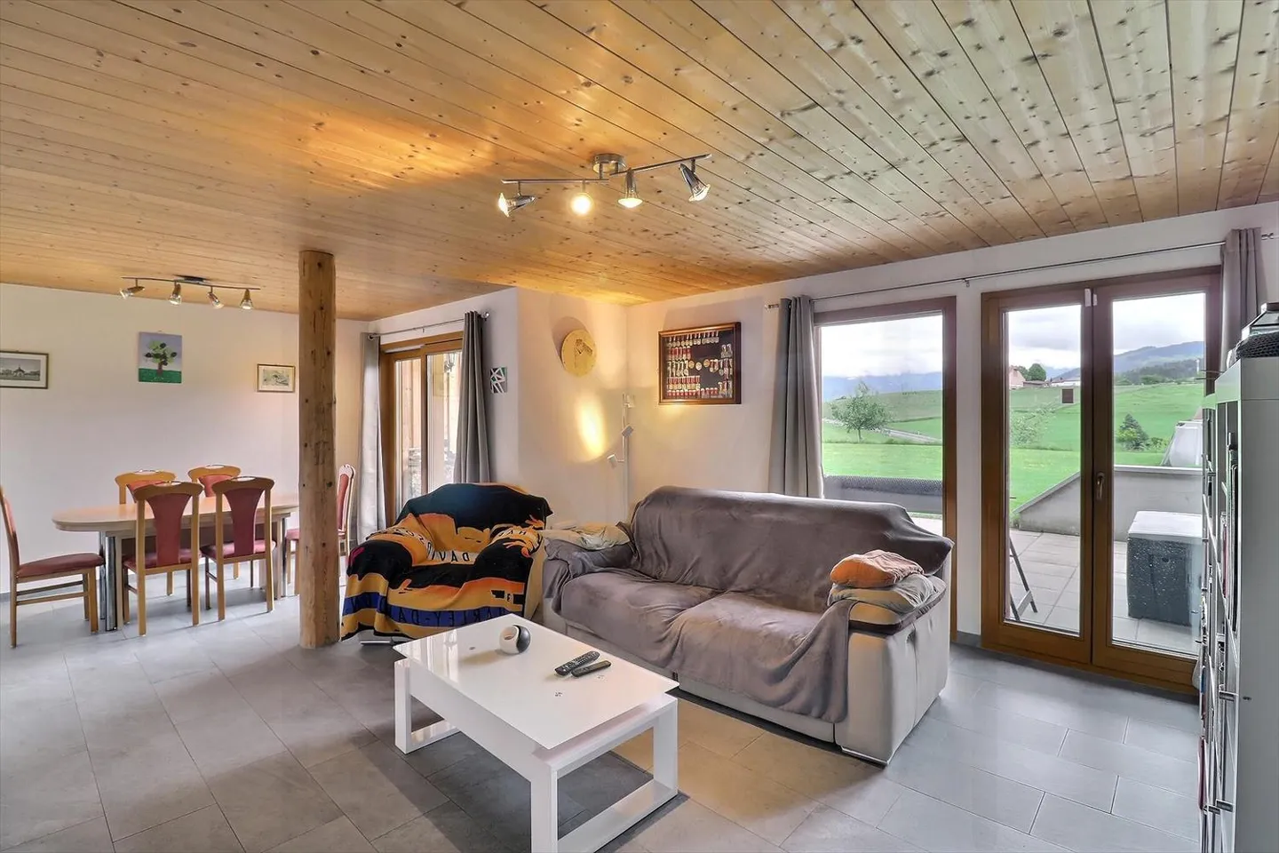 Appartement 4,5 pièces au rez-de-jardin d'une ferme totalement rénovée - Foto 6 di 10