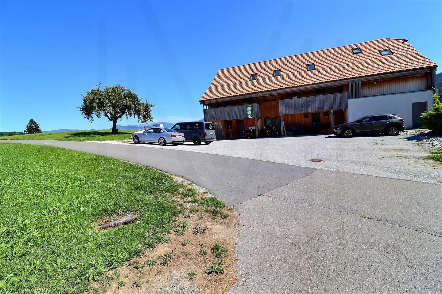 Appartement 4,5 pièces au rez-de-jardin d'une ferme totalement rénovée - Foto 9 di 10