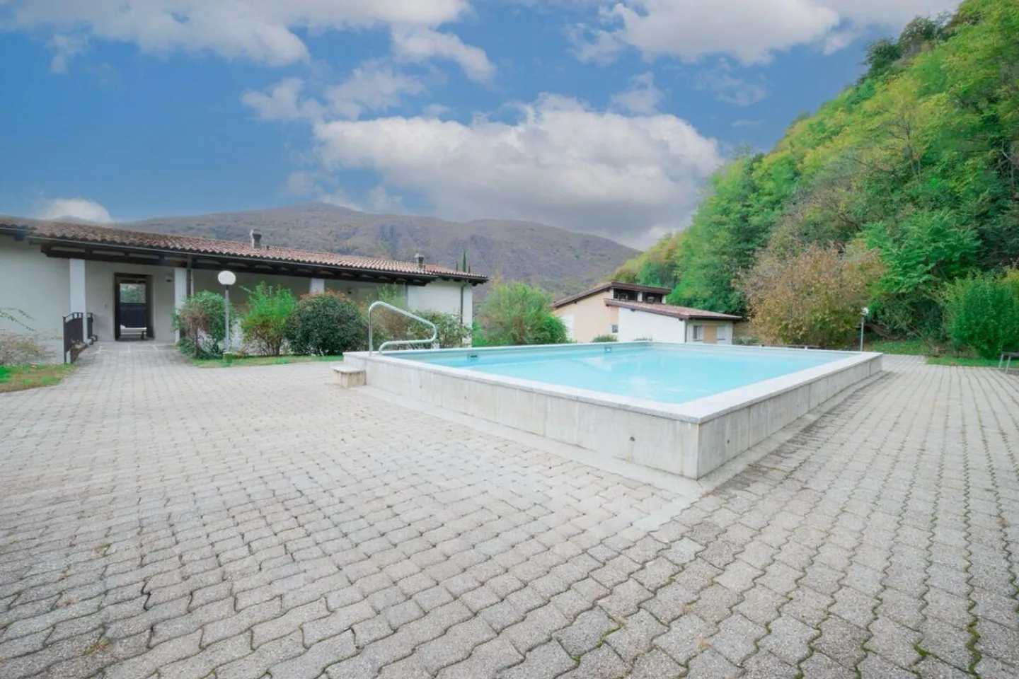 Ferienwohnung mit privatem Strand in Morcote - Foto 11 von 12