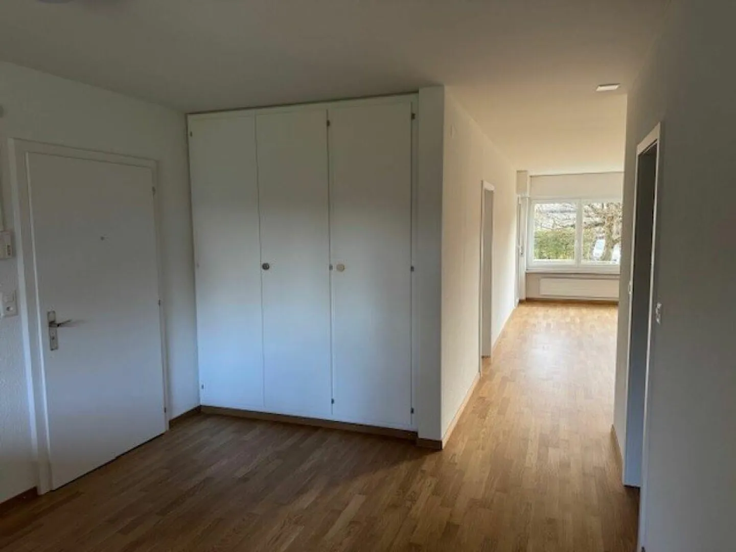 Charmante Wohnung nahe der Aare - Foto 3 von 8