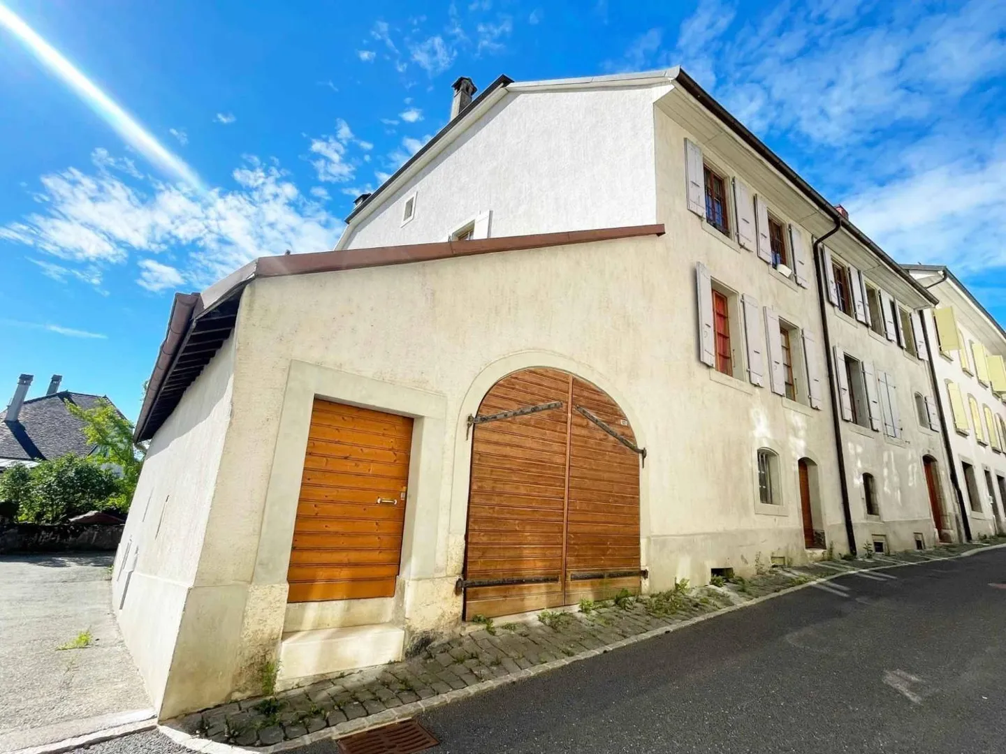 Espace Commercial Spacieux - Photo 1 sur 2