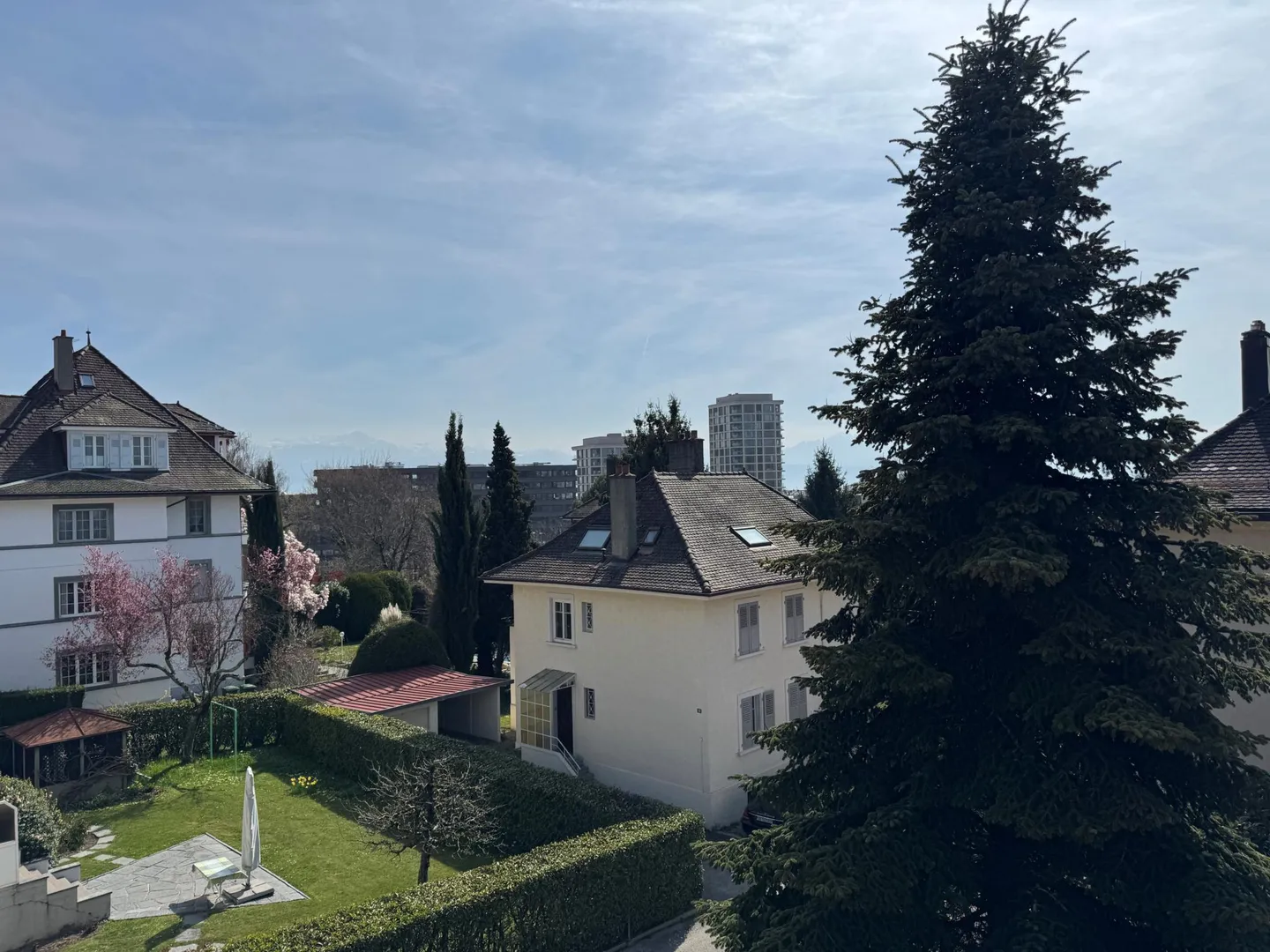 Renovated 3-room apartment! - Photo 1 of 2