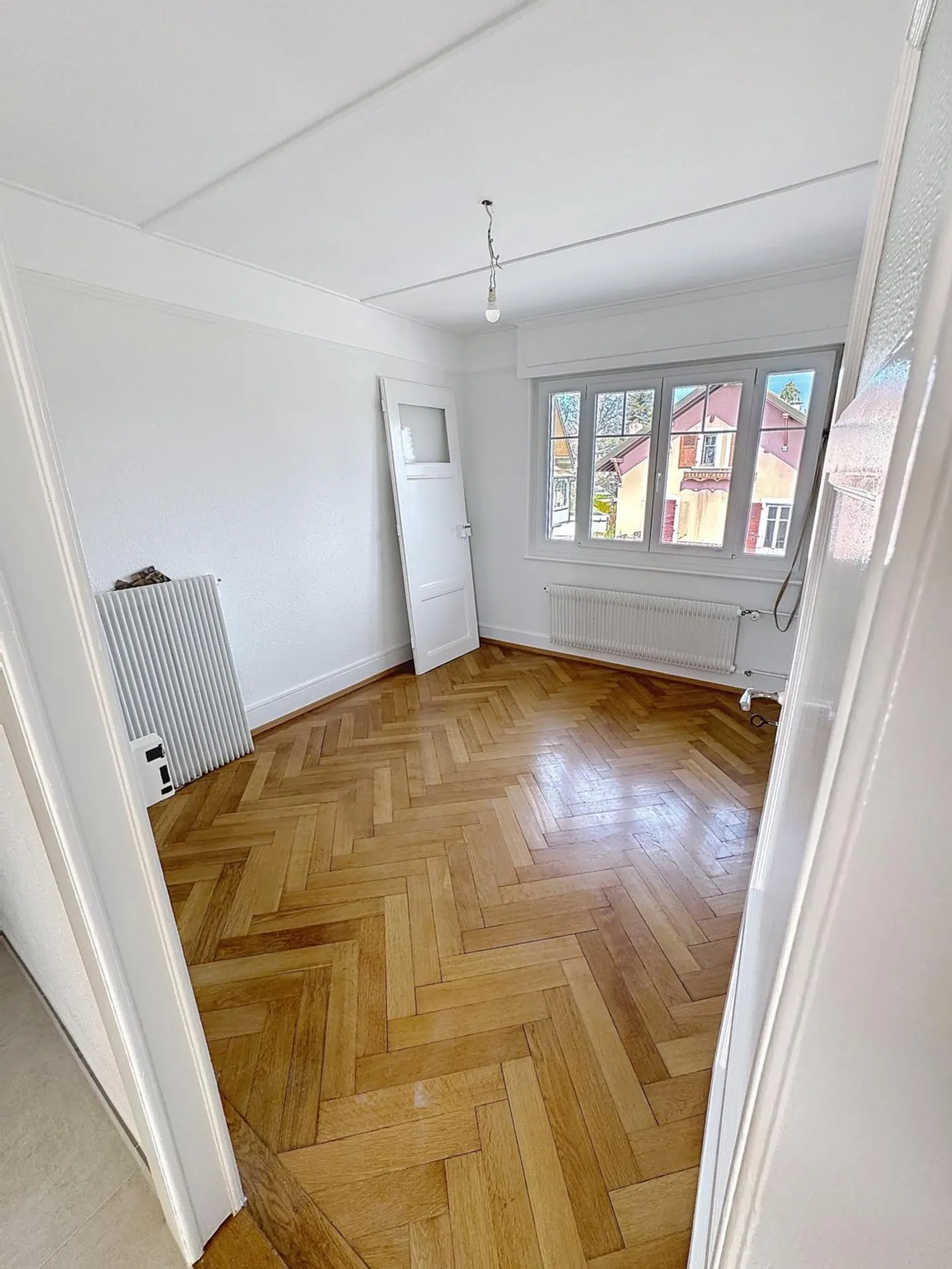 Renovated 3-room apartment! - Photo 2 of 2