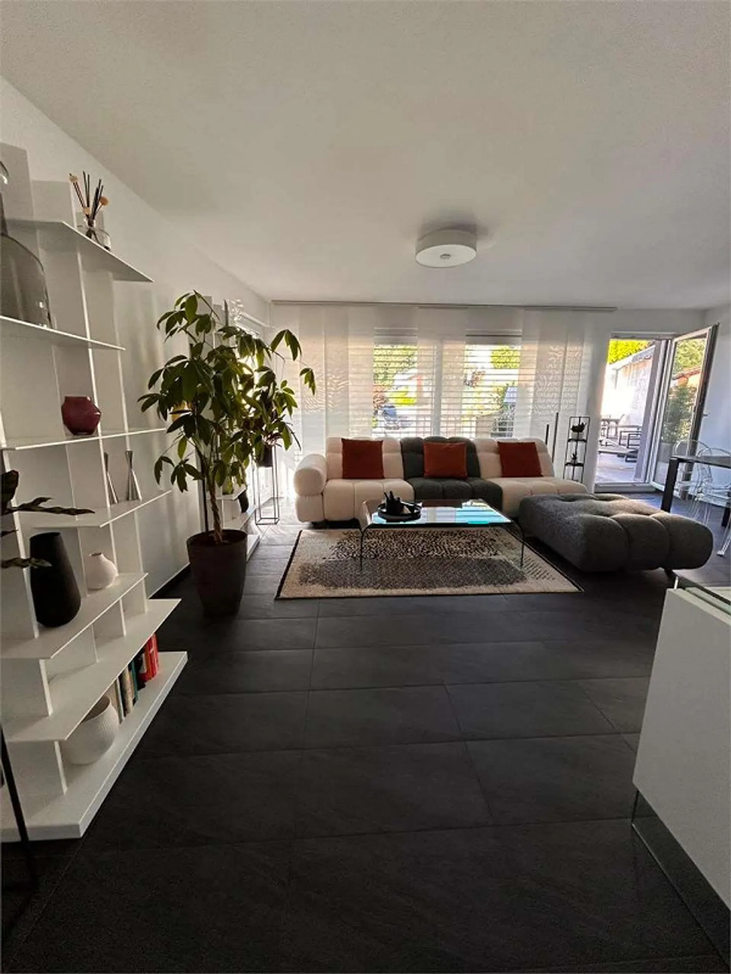 For Rent in Lugaggia - Photo 3 of 13