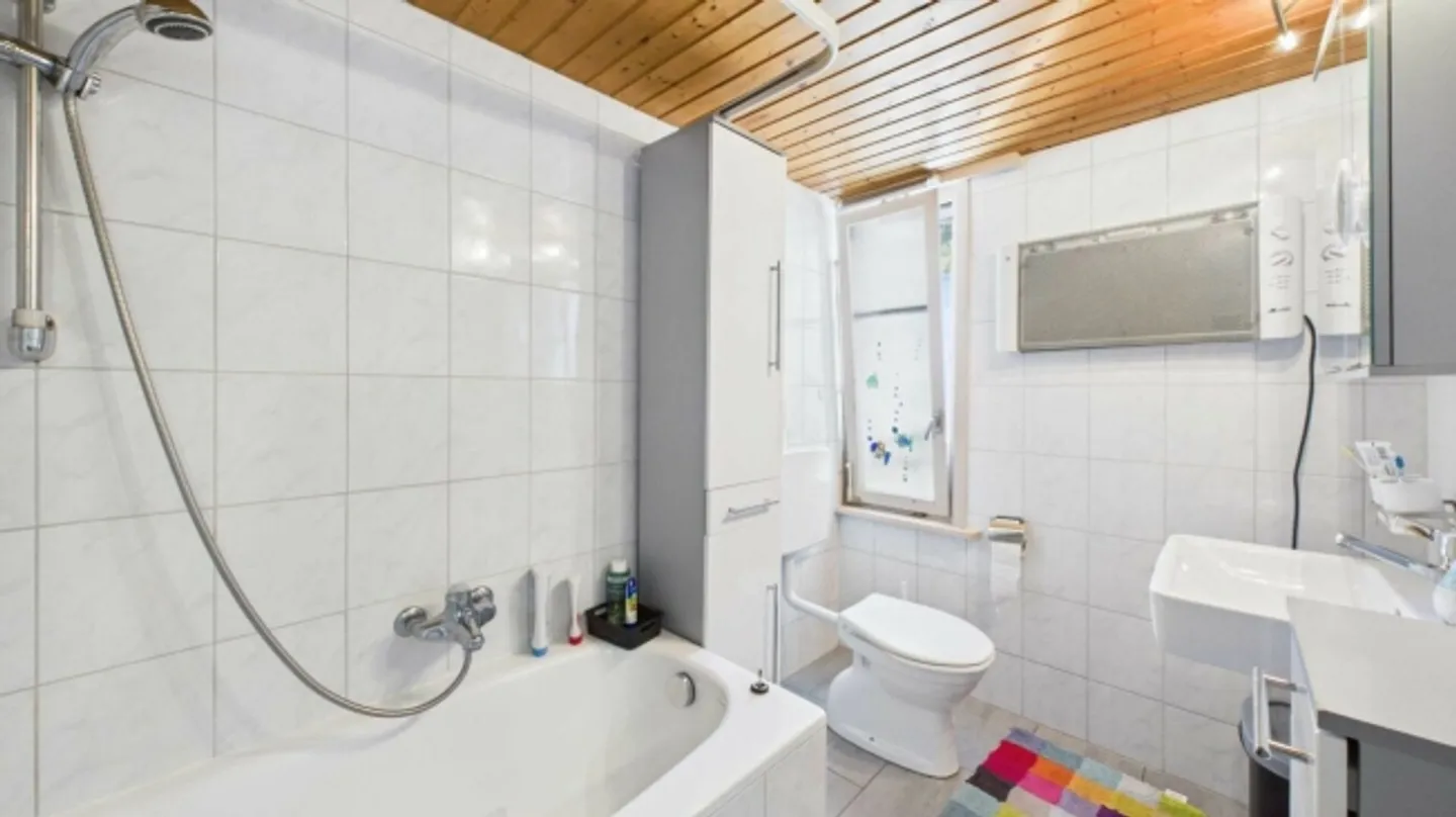 Casa indipendente con spazio verde attraente - Foto 7 di 10