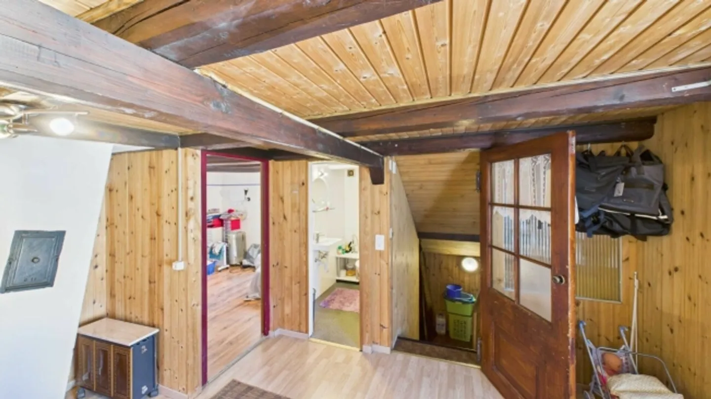 Casa indipendente con spazio verde attraente - Foto 9 di 10