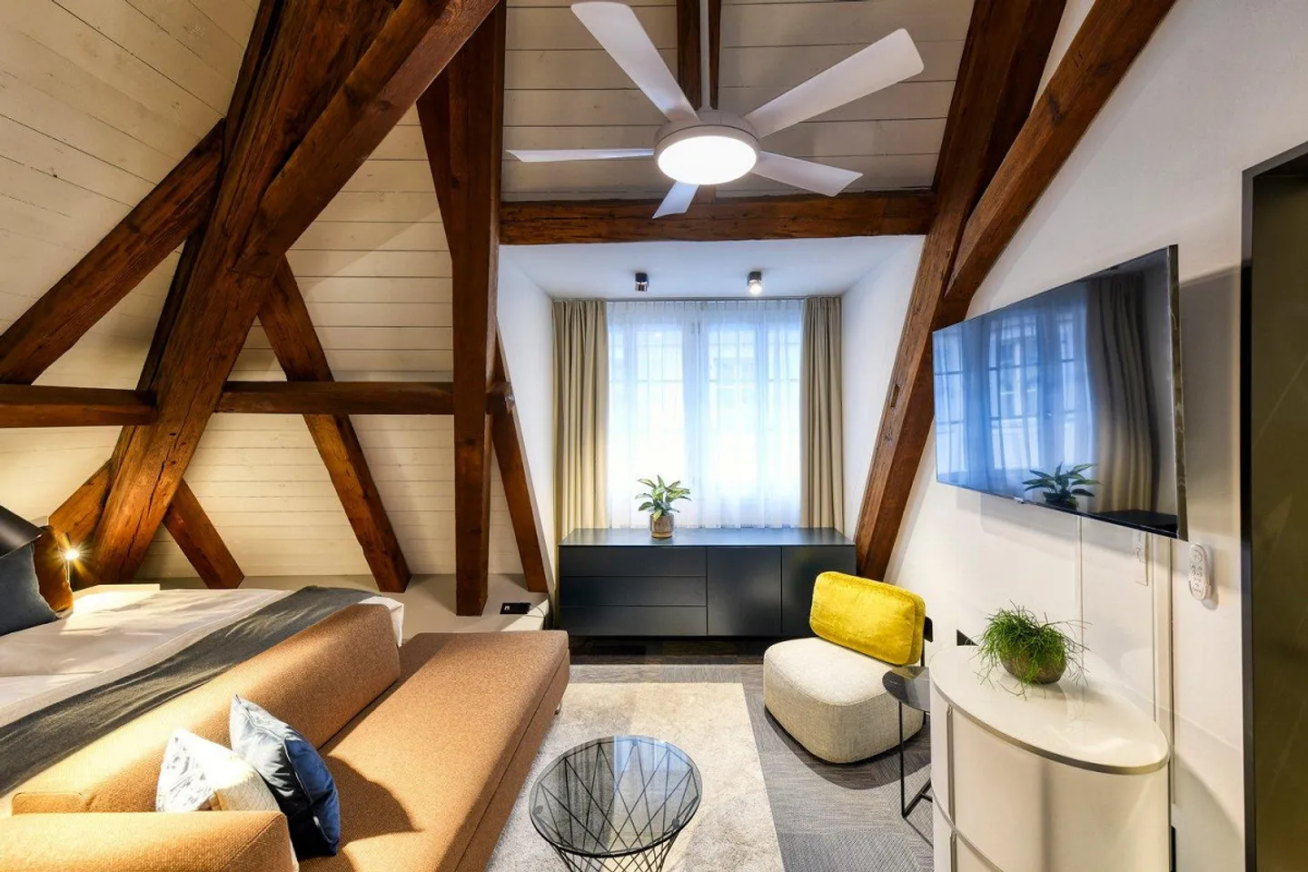 Zentrales Attika-Loft in Altdorf - Foto 2 von 13