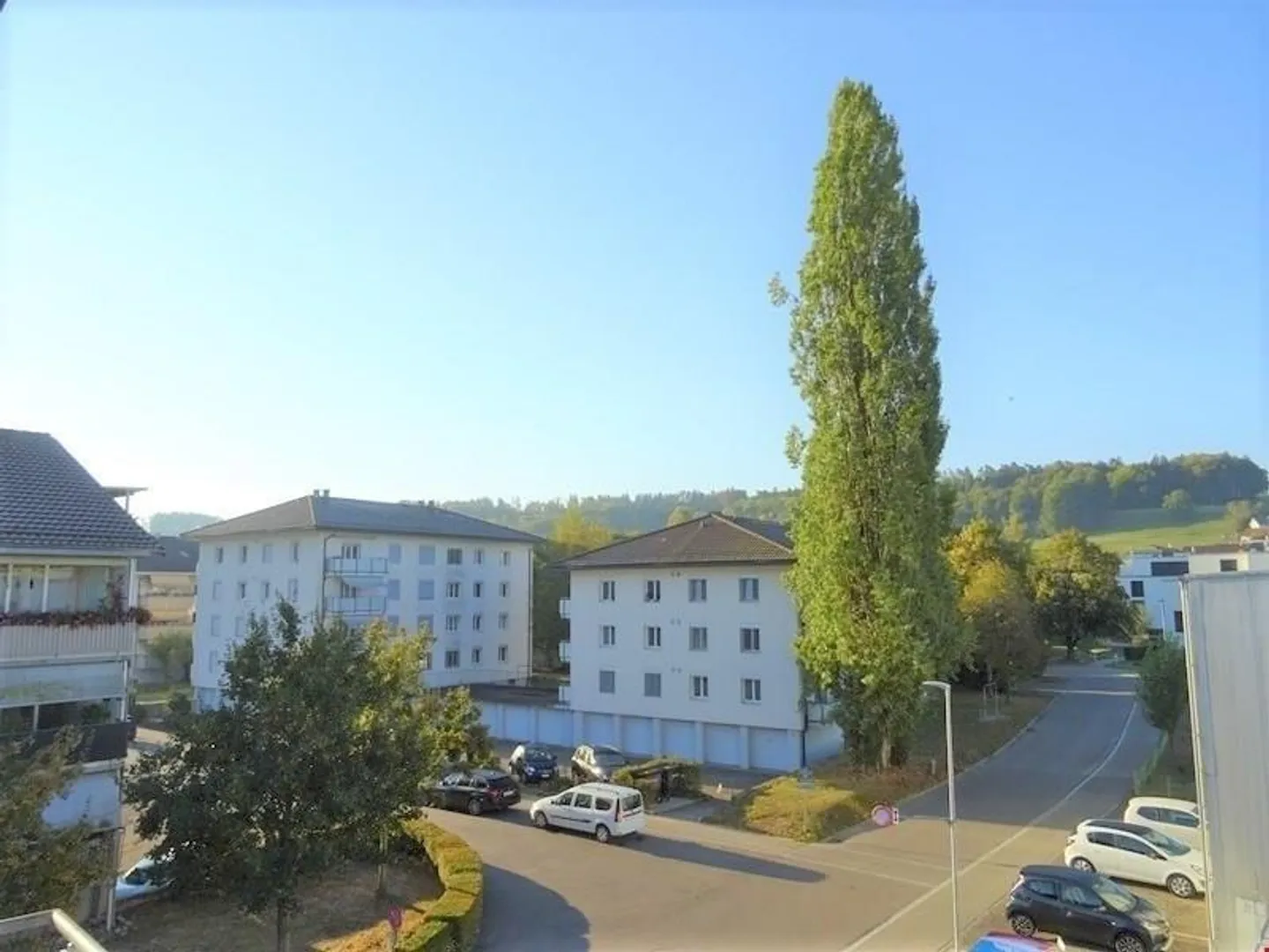 Appartement spacieux dans un endroit calme - Photo 1 sur 9