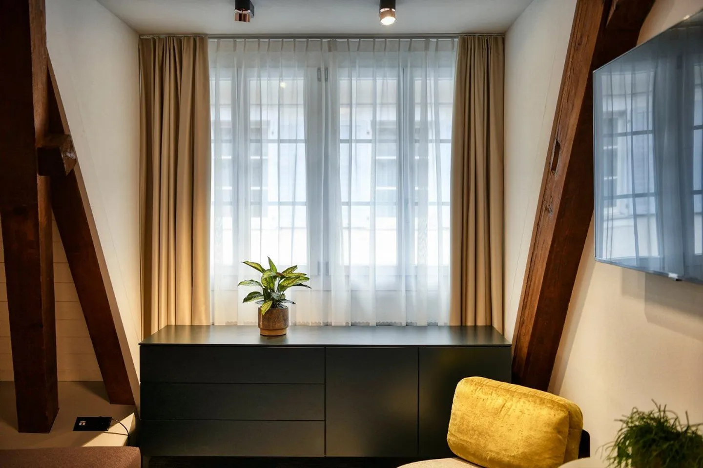 Zentrales Attika-Loft in Altdorf - Foto 7 von 13