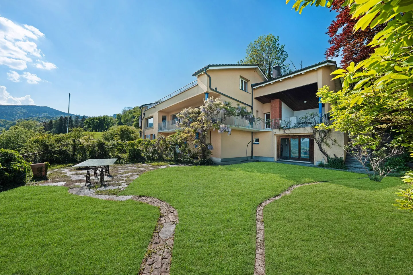 Casa unifamiliare con appartamento separato sulla vigna - Foto 12 di 15