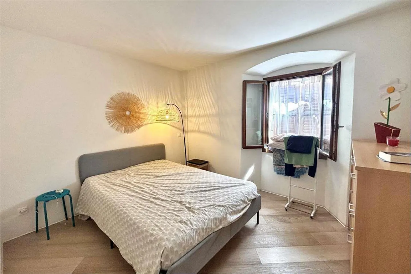 Beautiful 2.5-room apartment in the center of the old town - Photo 5 of 13