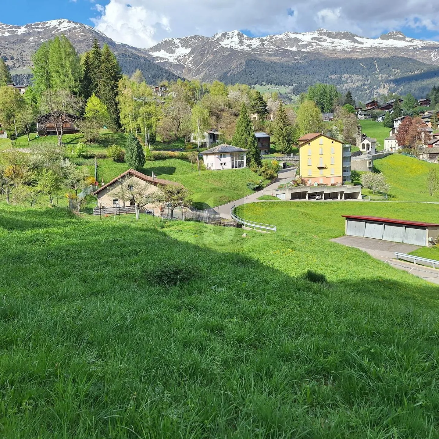 IN POSIZIONE TRANQUILLA E SOLEGGIATA CON VISTA - Photo 3 sur 6
