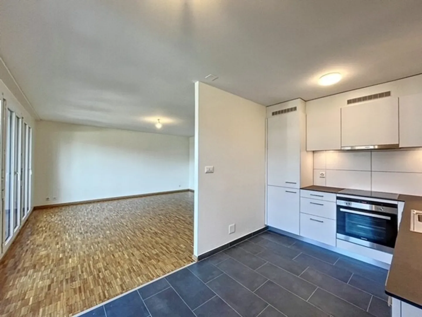 Appartamento 3.5 locali - Foto 4 di 12