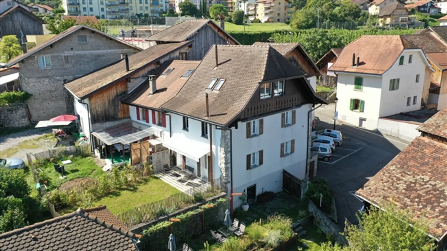 House with 2 apartments located in the heart of the village of Saint-Gingolph - Photo 12 of 13