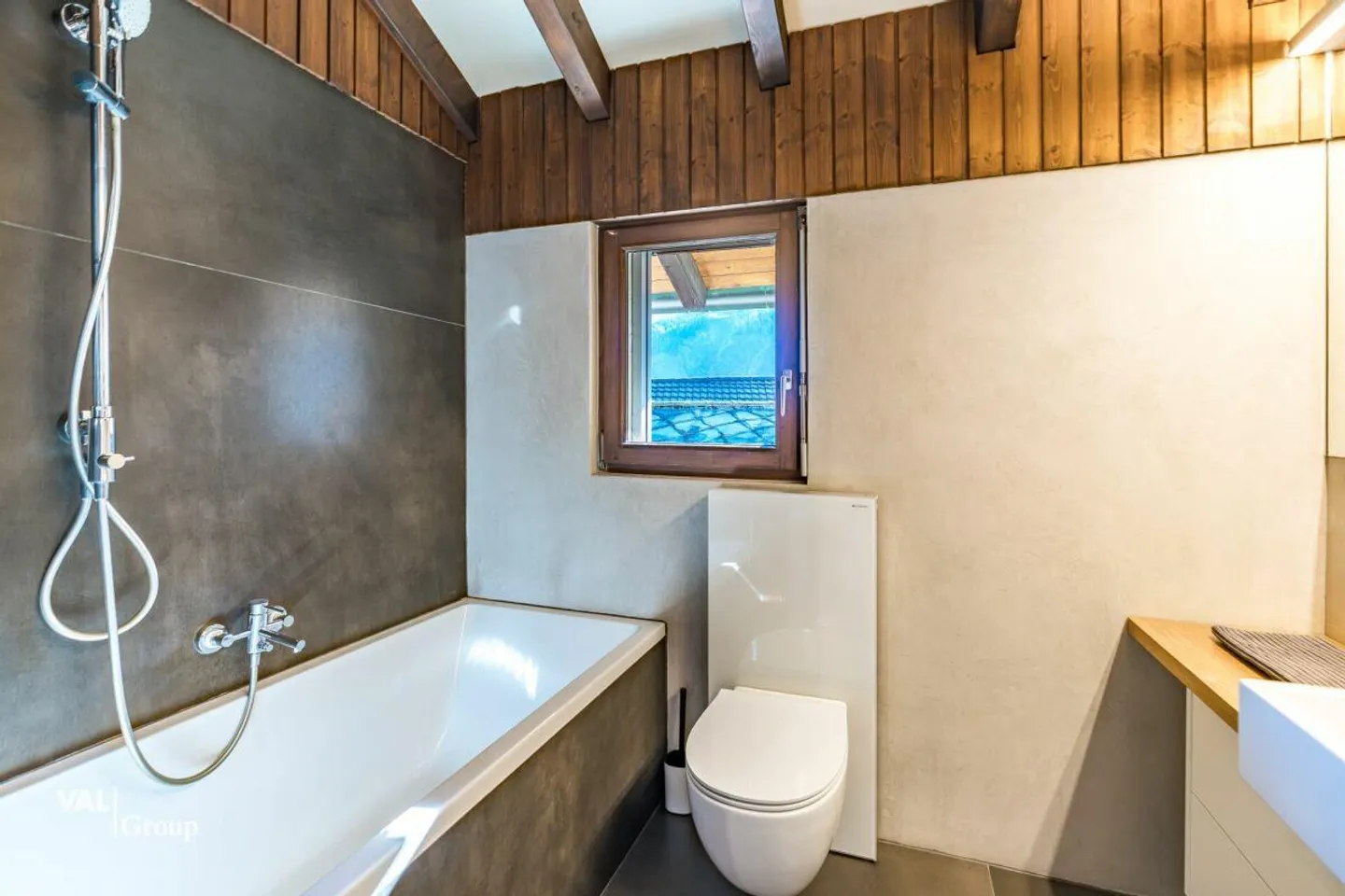 Living like a knight, maisonette with castle view - Photo 10 of 22