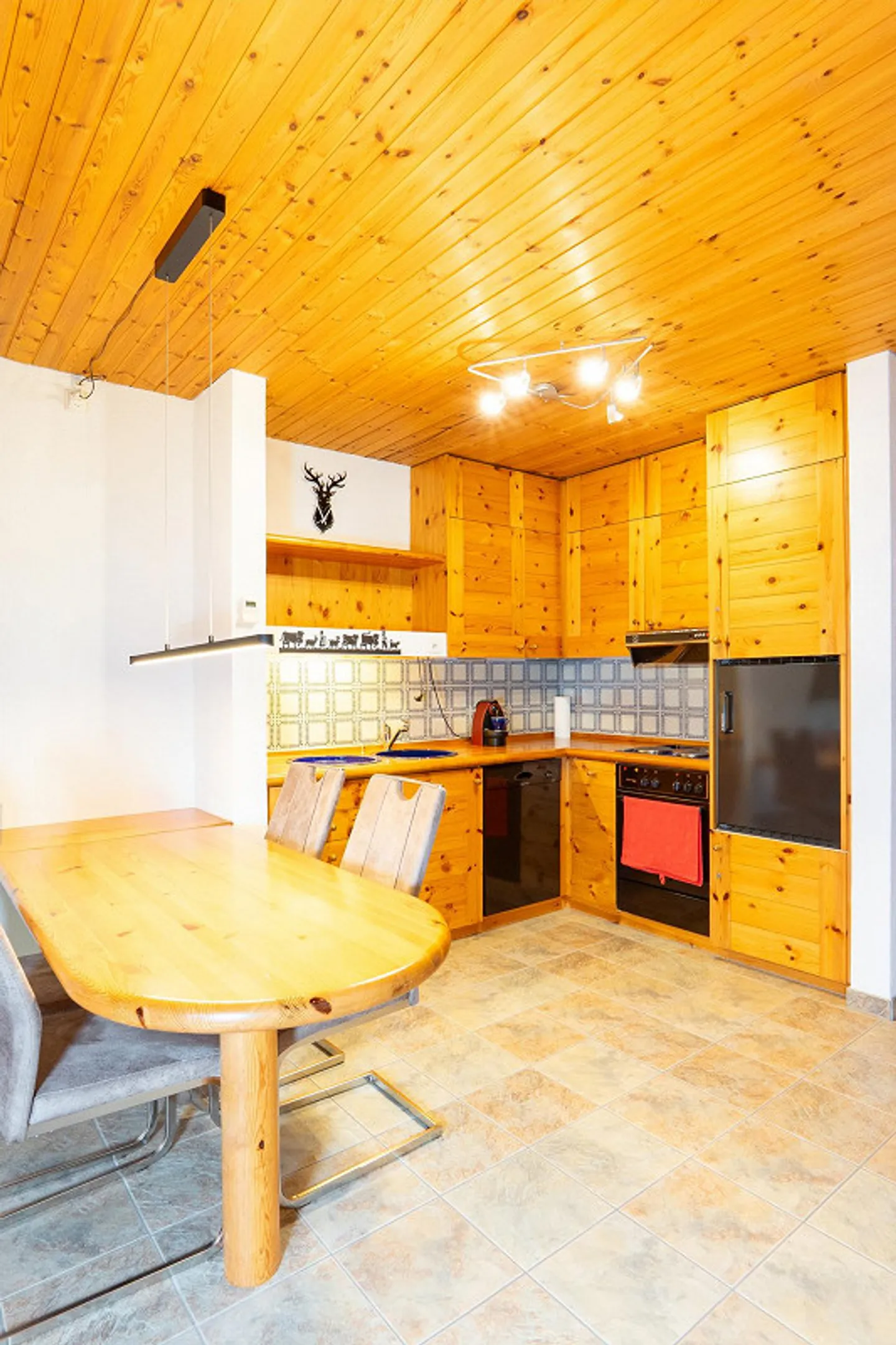 Alpine Terrassenwohnung im Dorfzentrum - Foto 8 von 16