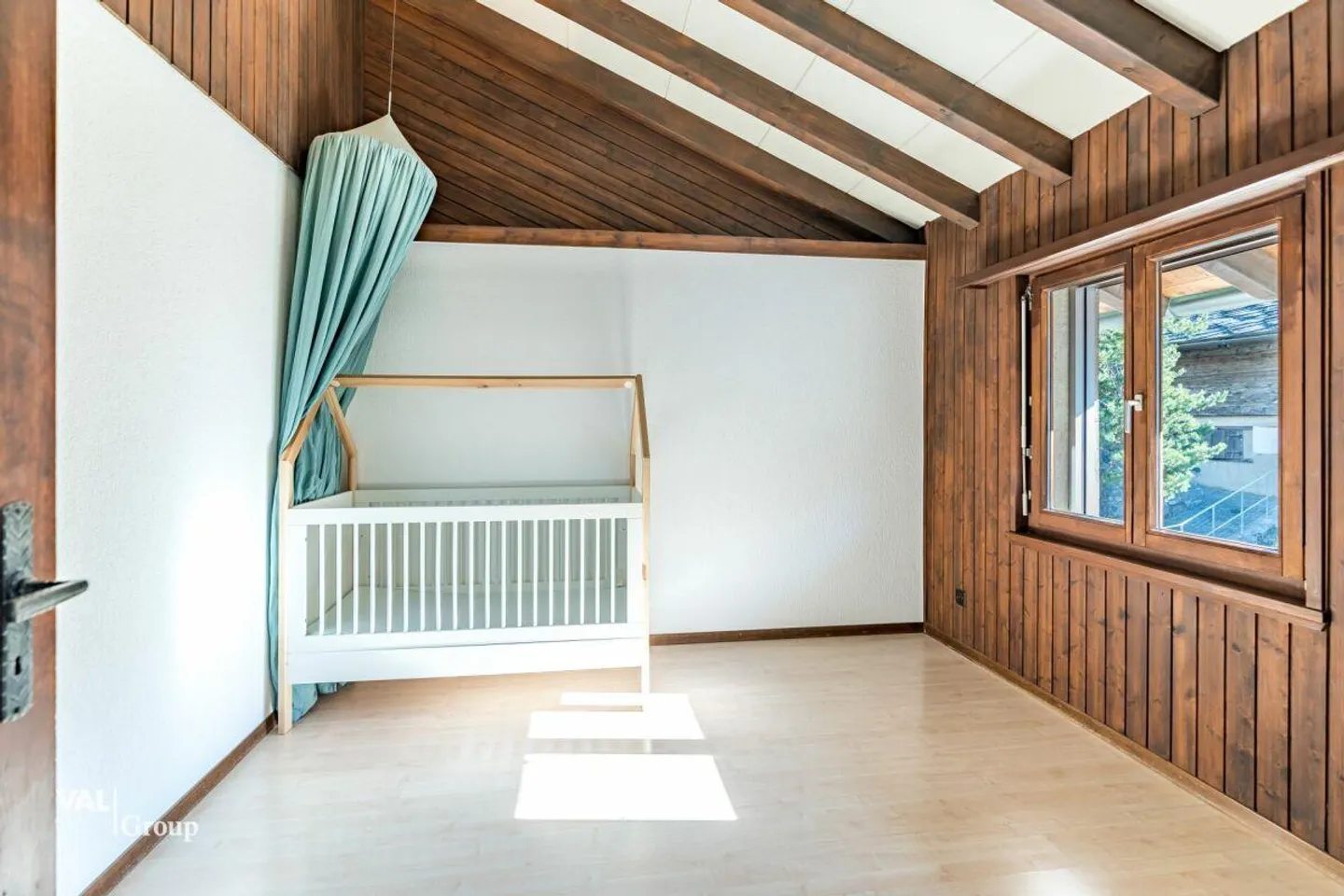 Living like a knight, maisonette with castle view - Photo 7 of 22