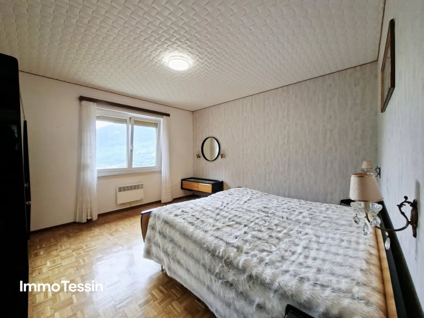 Maison ensoleillée avec une vue magnifique sur la nature tessinoise avec un grand espace extérieur entre Bellinzona et le col du Lukmanier - Photo 13 sur 13