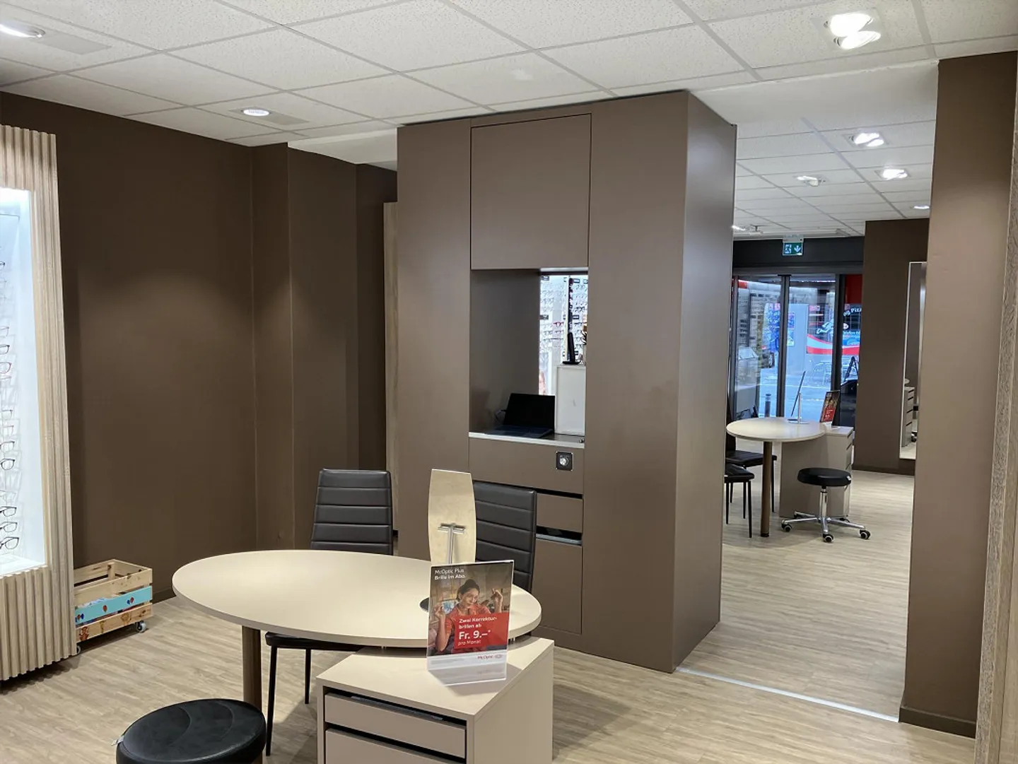 Retail/Commercial Space - Photo 3 of 6