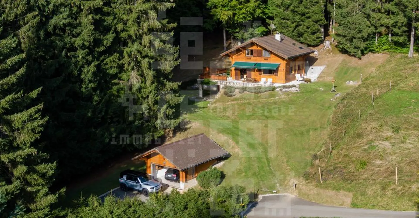Chalet Charmant en Forêt - Photo 1 sur 13