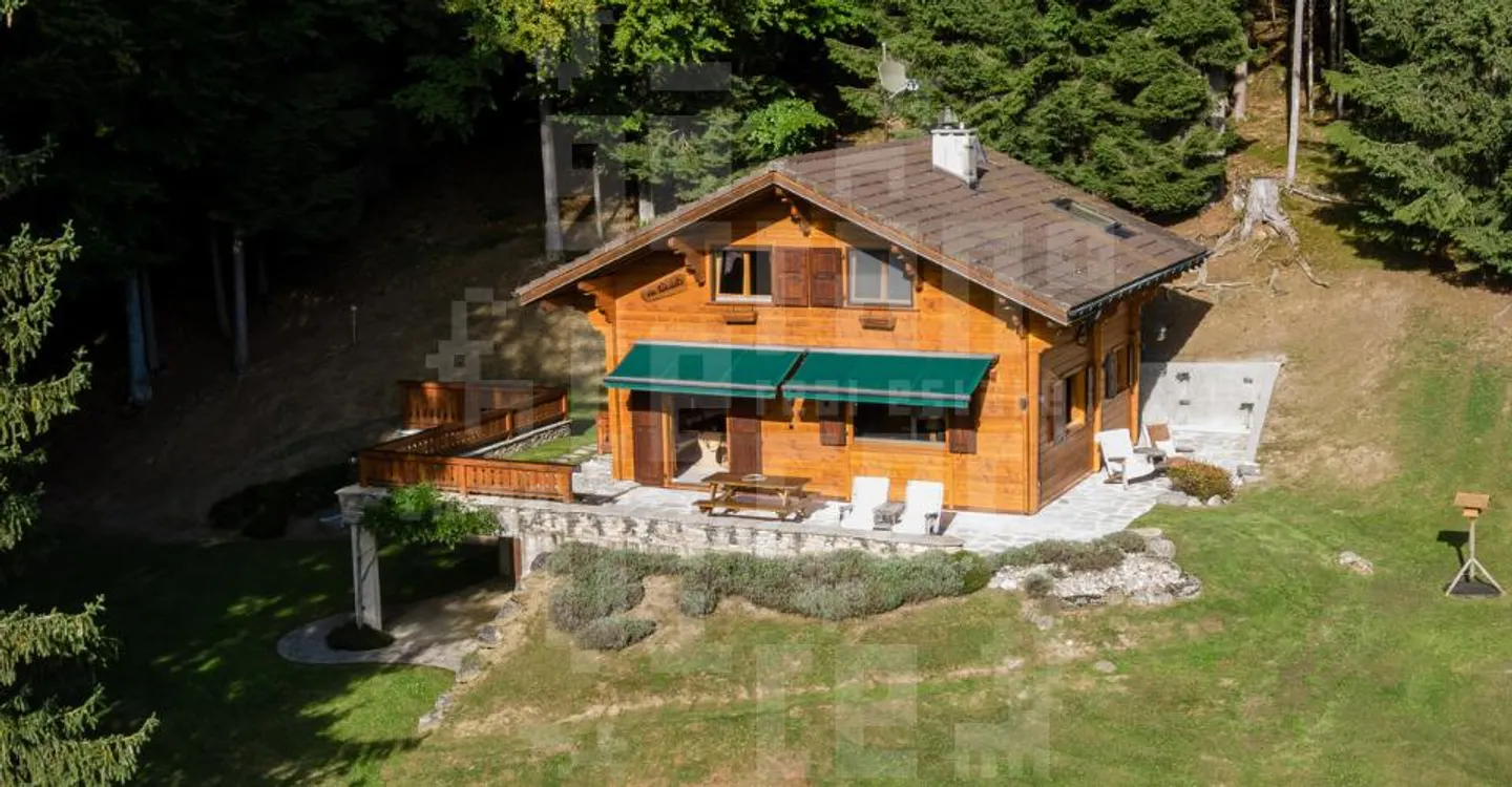 Chalet Charmant en Forêt - Photo 2 sur 13